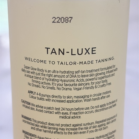 π TAN-LUXE Super Glow Body Hyaluronic Self-Tan Serum β NEW - Picture 4 of 6
